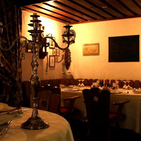 Otel Hotel-restaurant Lindenhof Kreuzwertheim